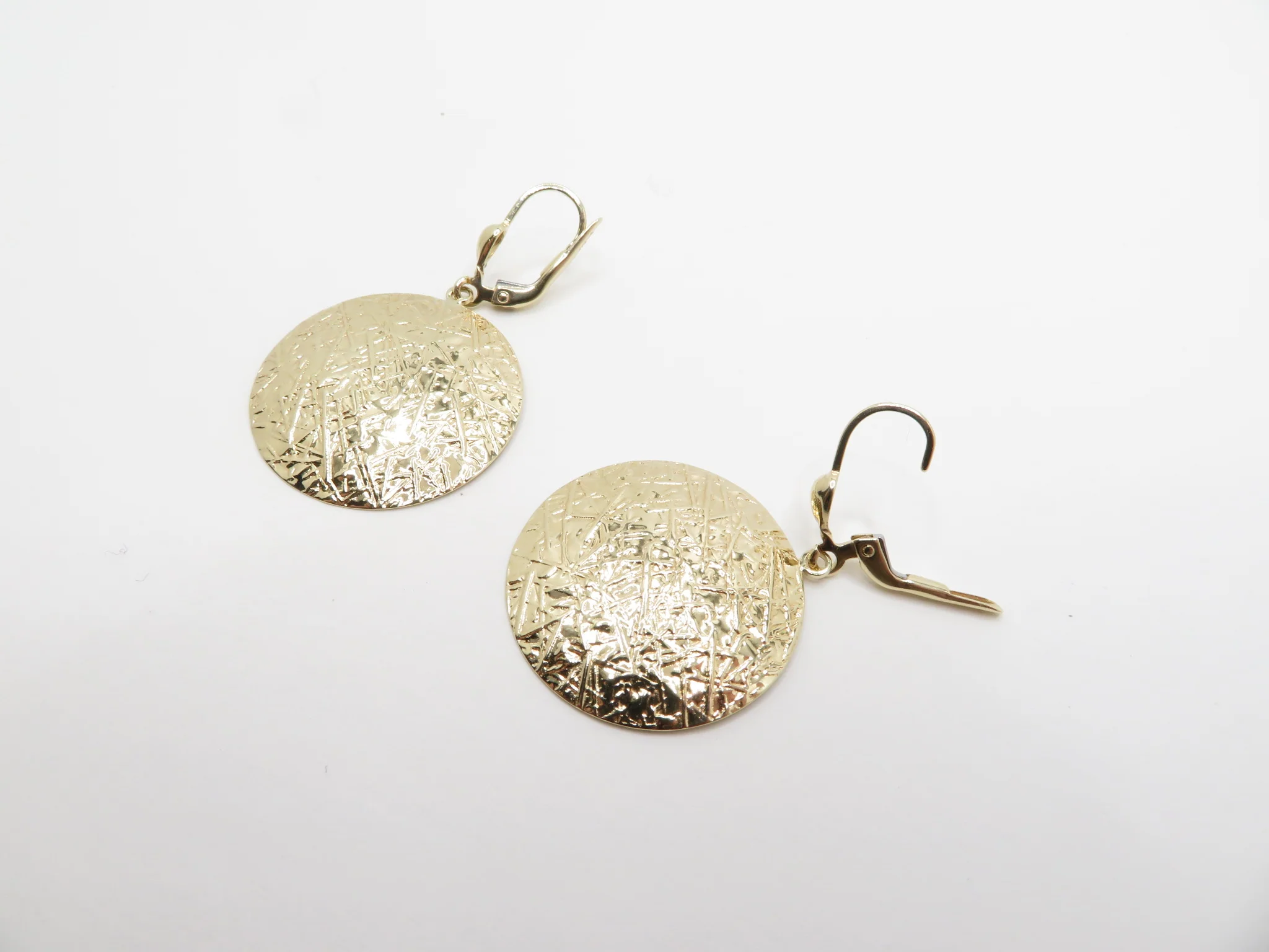 10k Yellow Gold Textured Disc Earrings - Image 3