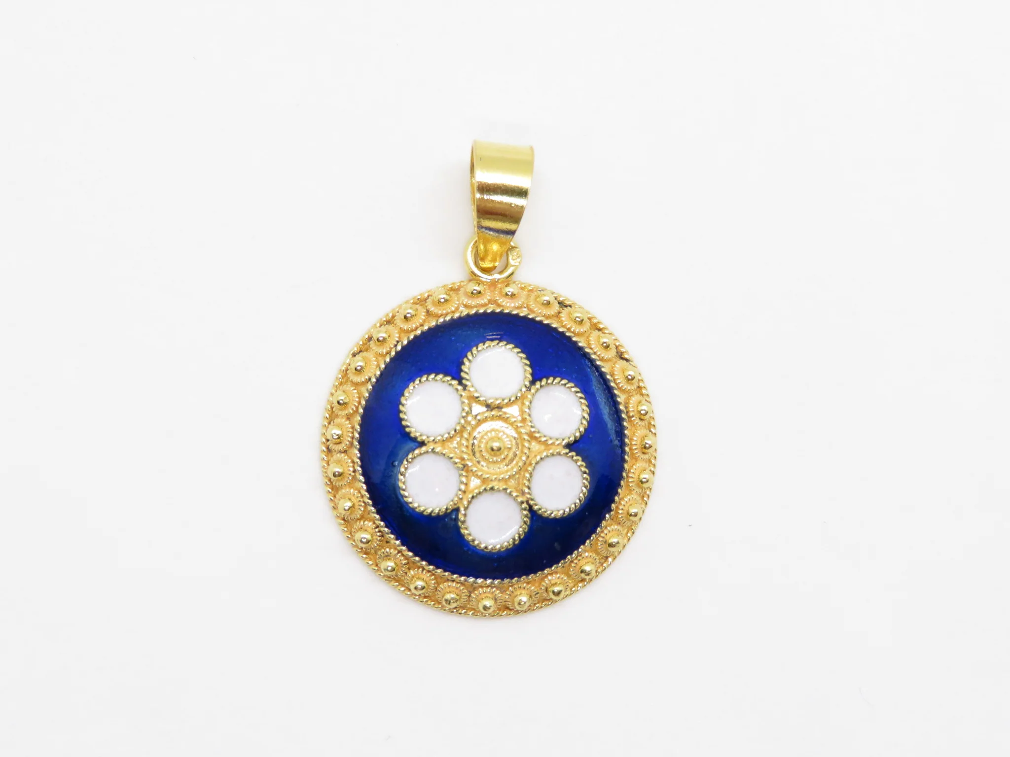 19.25k Yellow Gold Floral Enamel Pendant - Image 10