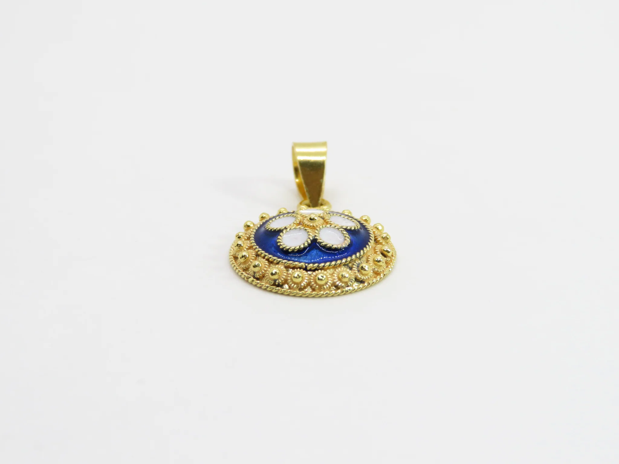 19.25k Yellow Gold Floral Enamel Pendant - Image 8