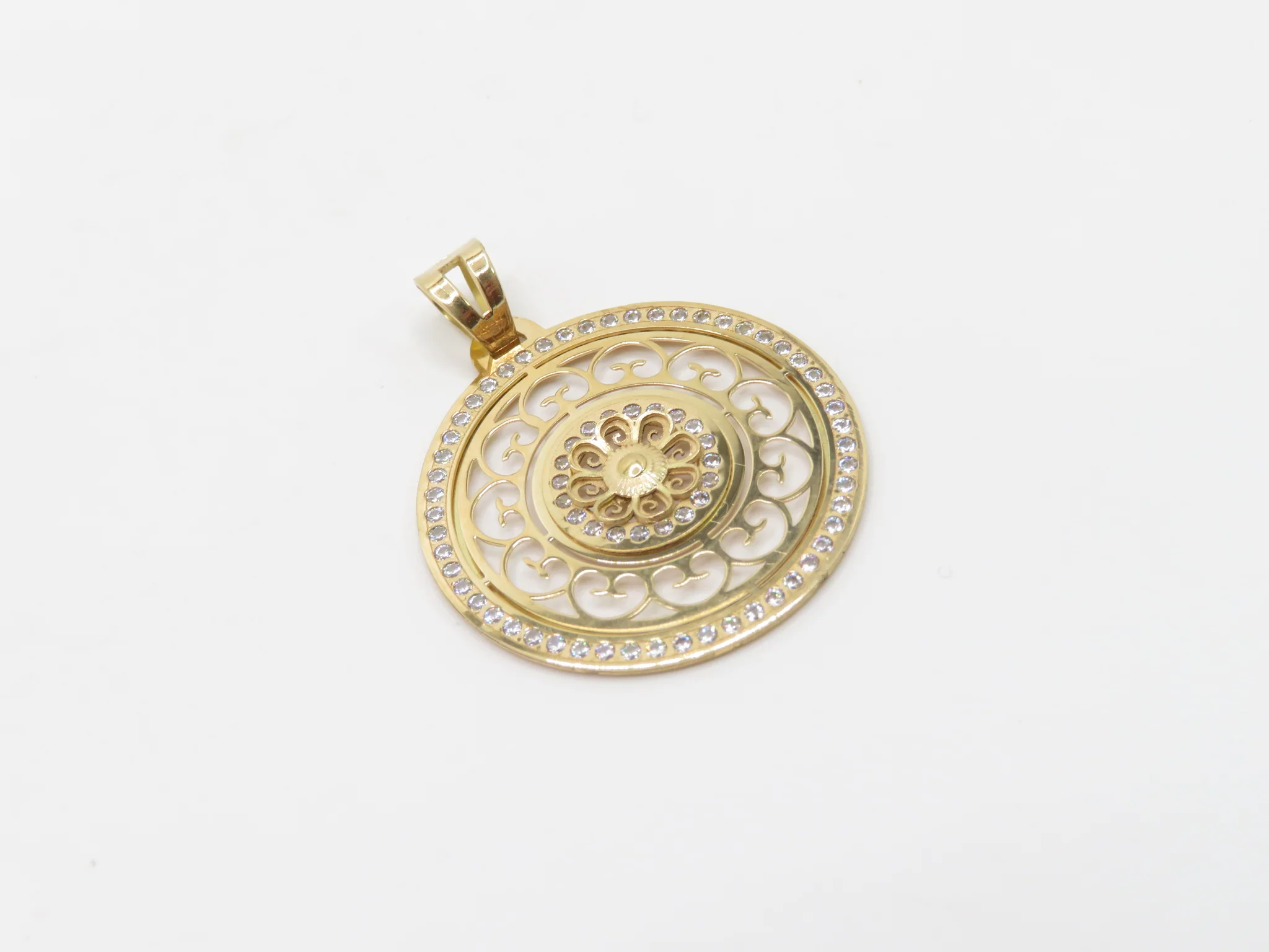 19.25k Yellow Gold C-Scroll Pendant - Image 3