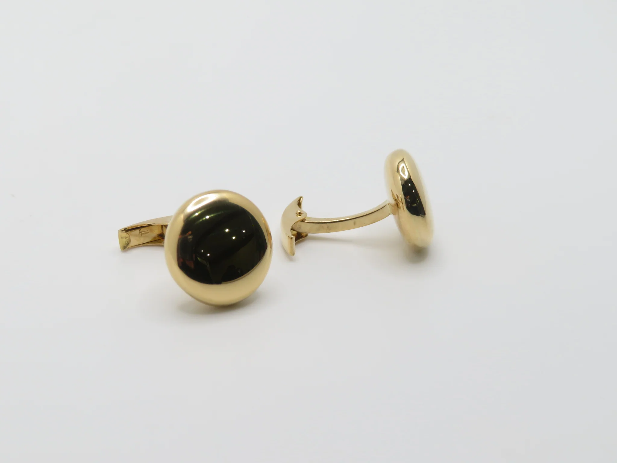 19.25k Circular Domed Cufflinks - Image 3