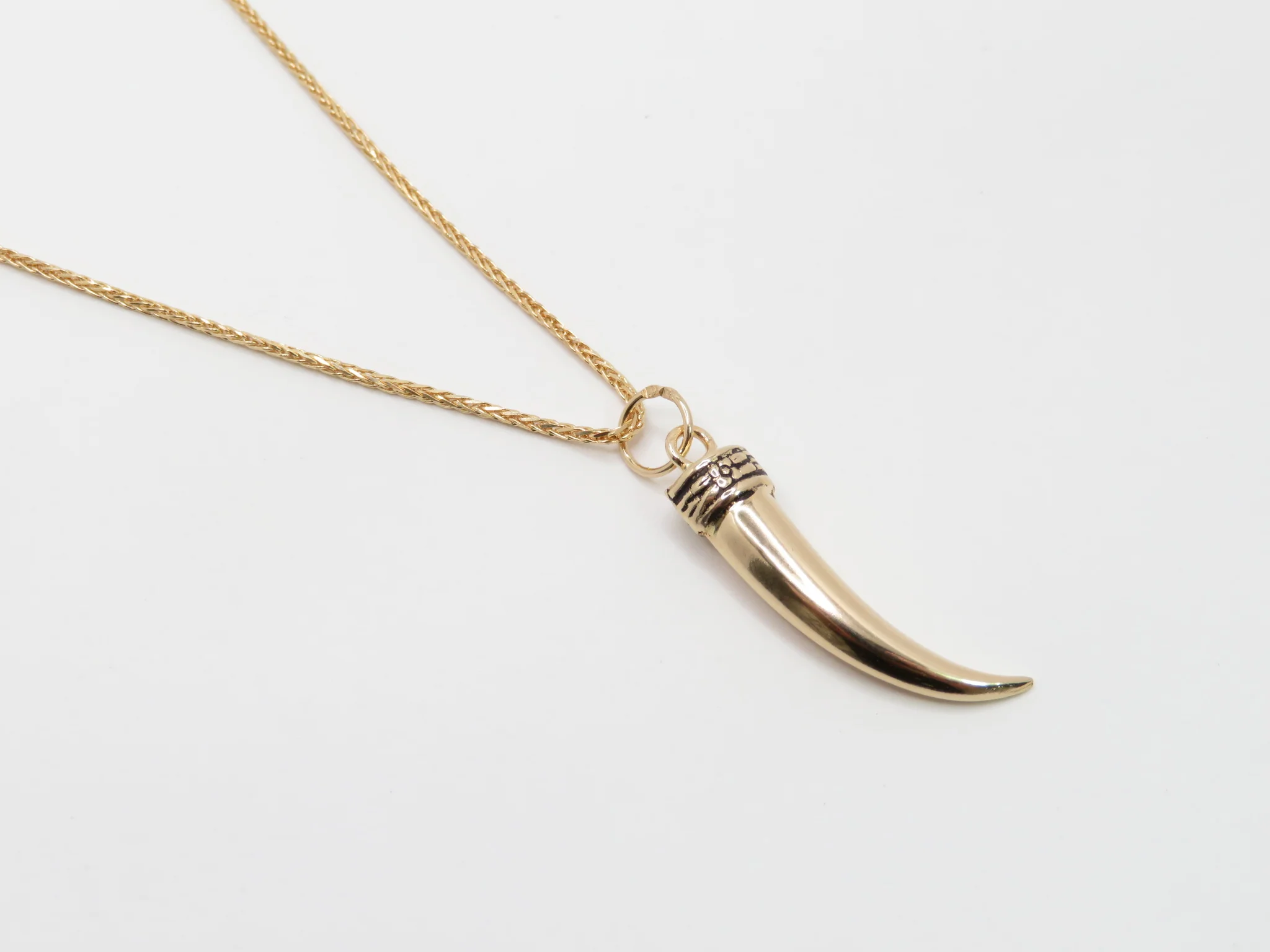19.25k Yellow Gold Horn Pendant - Image 3