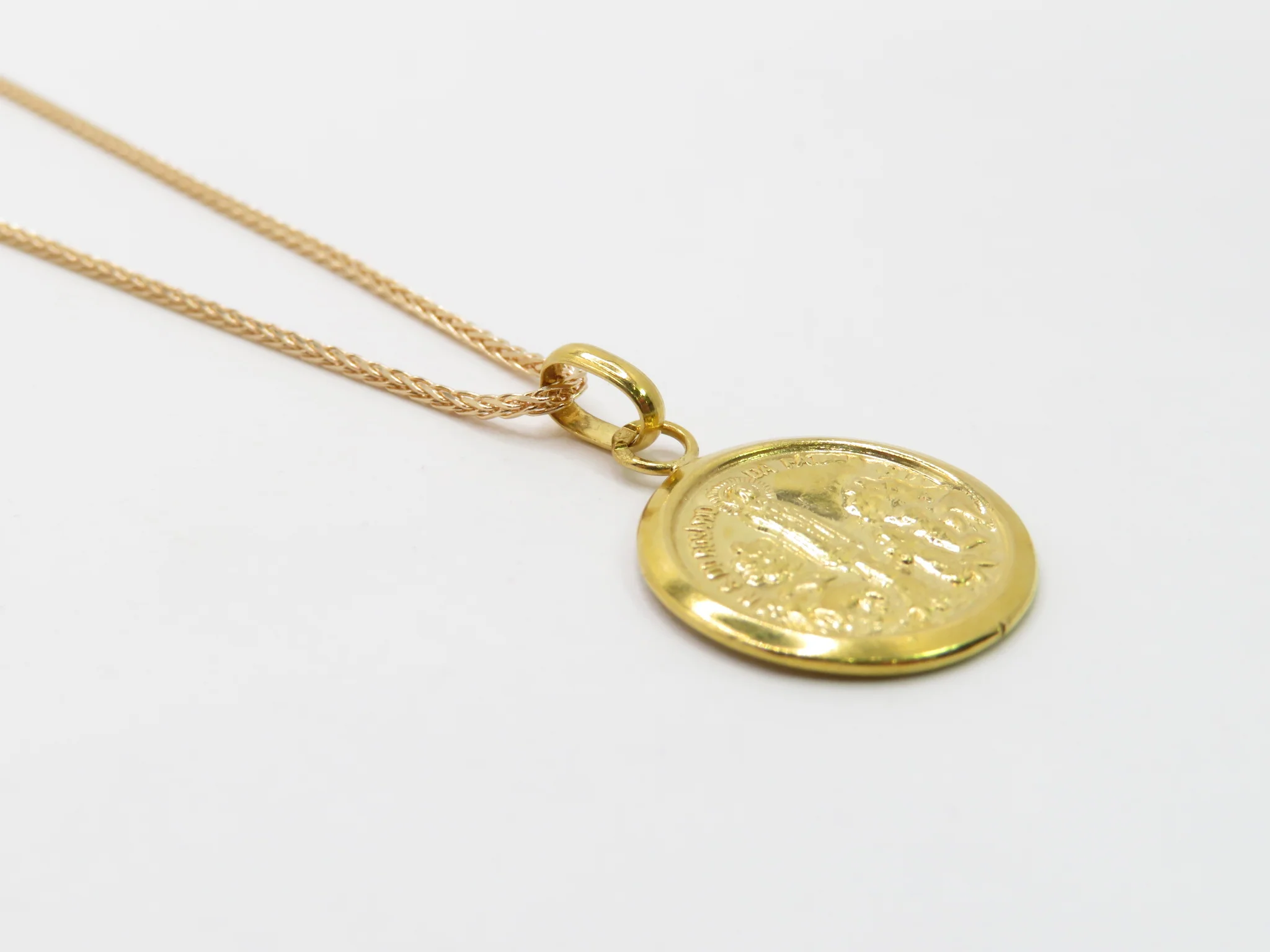 19.25k Yellow Gold Round Fatima Medal - Image 2