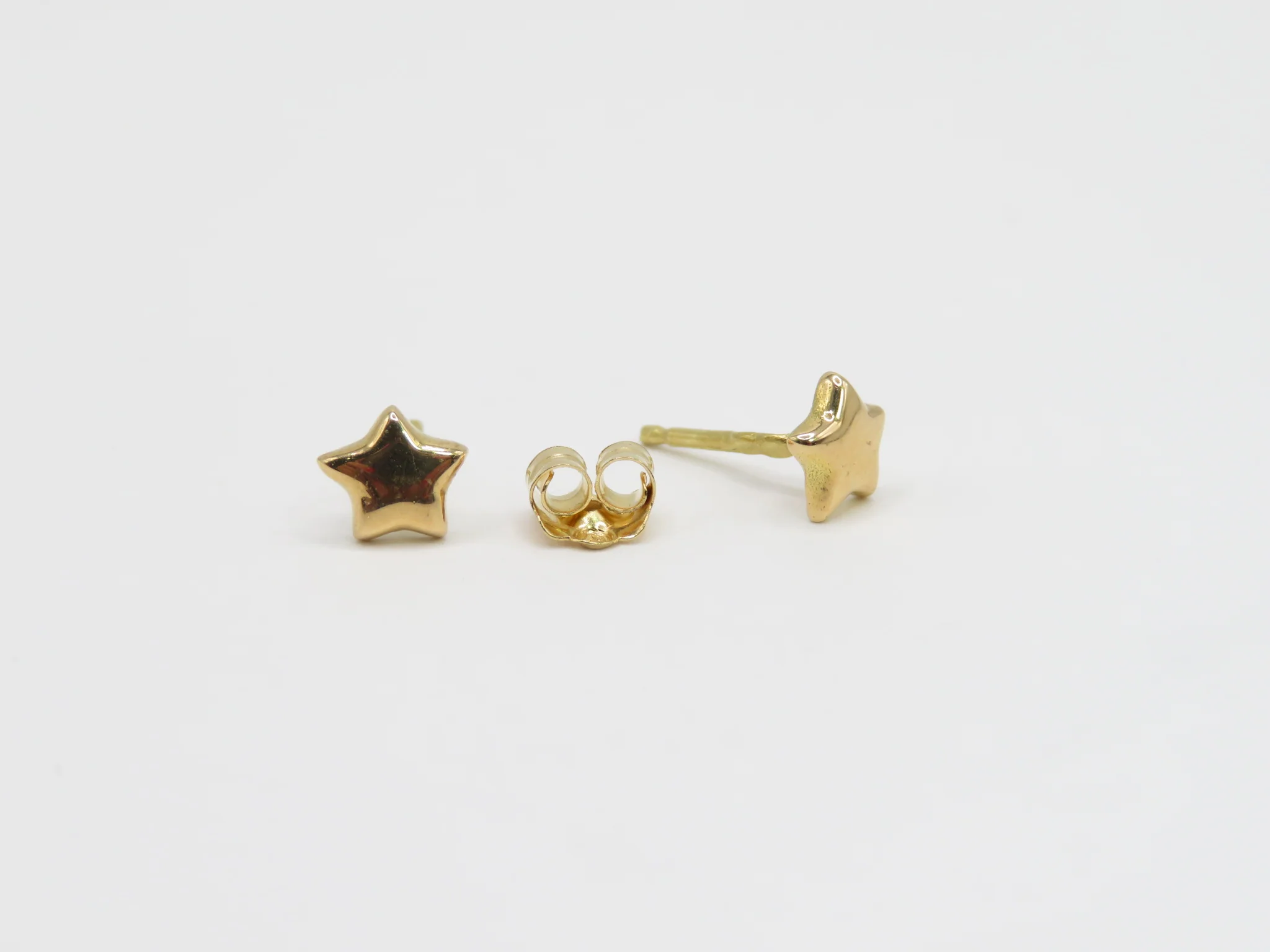 19.25k Yellow Gold Star Stud Earrings - Image 4